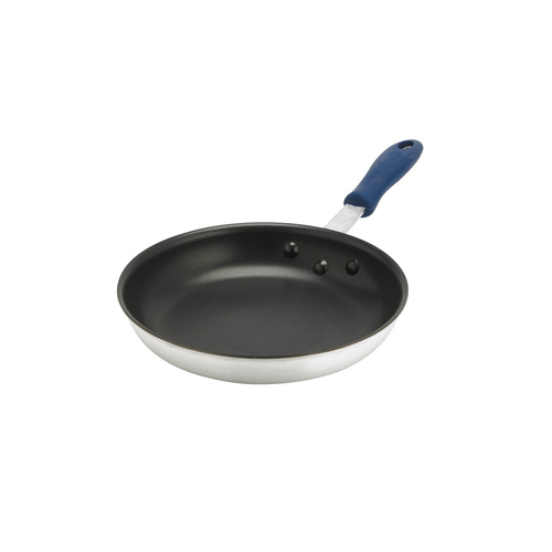 Thermalloy Fry Pan, 8'' dia. x 1-1/2'', without lid, Thermogrip removable silicone sleeve, riveted han
